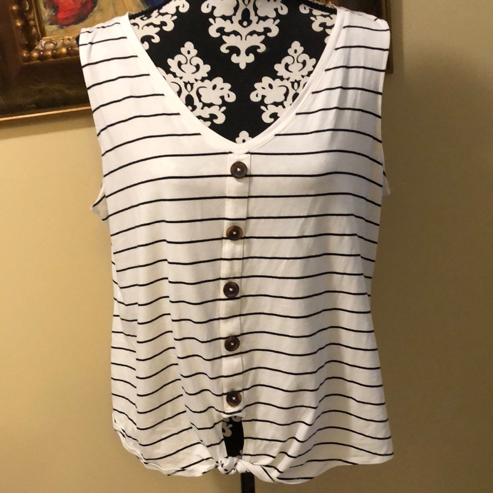 WHBM V-Neck, wood button down detail knotted hem lightweight comfy striped top